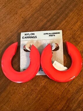 New on Packaging Vintage 80s Red  Plastic Crescent Large Hoop Post Earrings